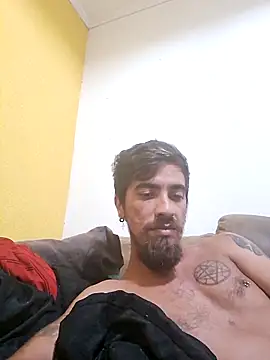 Snapshot of thallespessoa chatting on 02/16/25, 02:43 thallespessoa online show from 02/16/25, 02:43