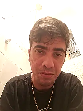 Snapshot of thallespessoa chatting on 10/18/25, 11:38 thallespessoa online show from 10/18/25, 11:38