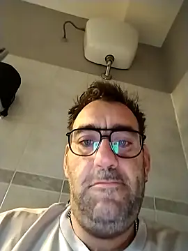 Snapshot of Hardasanut chatting on 10/09/25, 05:16 Hardasanut online show from 10/09/25, 05:16