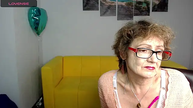 SexyGrandma  online show from 03/03/25, 09:05