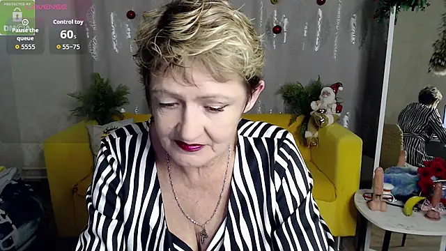 SexyGrandma  online show from 12/19/25, 04:36