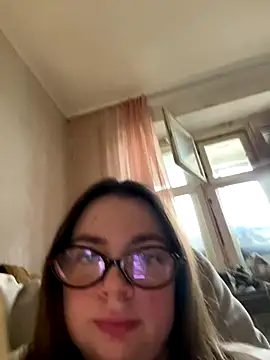 DearAlise online show from 11/10/25, 09:19