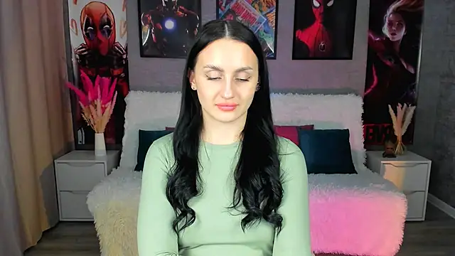 Snapshot of EmiliaBeynard chatting on 02/04/25, 07:44 EmiliaBeynard online show from 02/04/25, 07:44