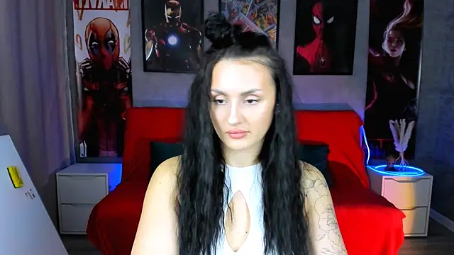 Snapshot of EmiliaBeynard chatting on 02/05/25, 02:05 EmiliaBeynard online show from 02/05/25, 02:05