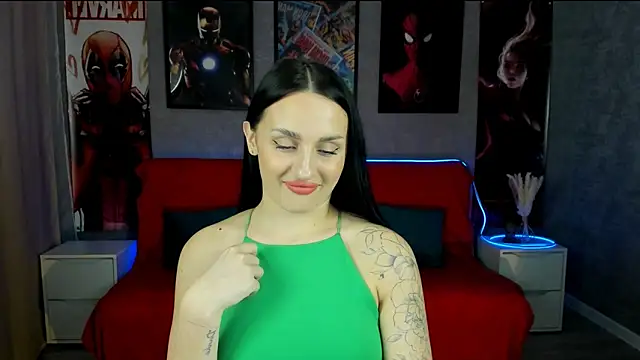 Snapshot of EmiliaBeynard chatting on 02/09/25, 01:56 EmiliaBeynard online show from 02/09/25, 01:56