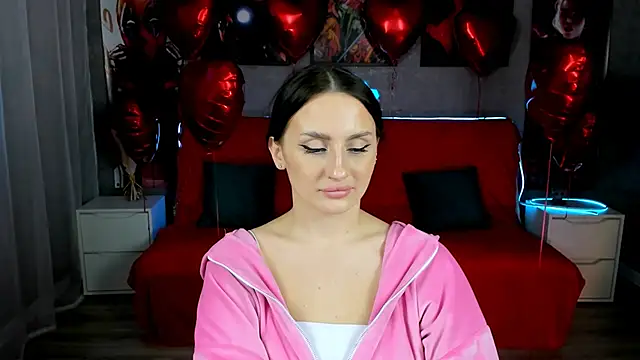 Snapshot of EmiliaBeynard chatting on 02/26/25, 01:52 EmiliaBeynard online show from 02/26/25, 01:52