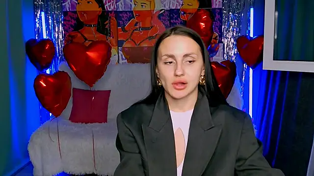 Snapshot of EmiliaBeynard chatting on 03/08/25, 06:16 EmiliaBeynard online show from 03/08/25, 06:16