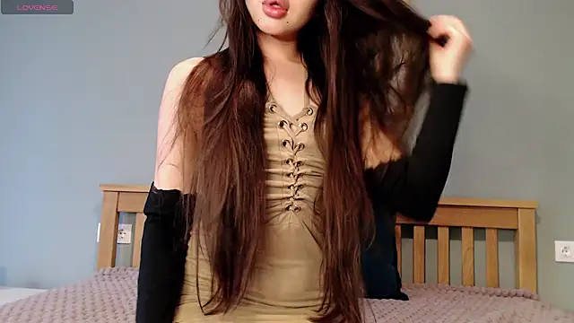 Snapshot of AyameAsakura chatting on 02/19/25, 06:44 AyameAsakura online show from 02/19/25, 06:44