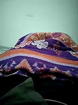 xmanrawan2 online show from 02/01/25, 05:37