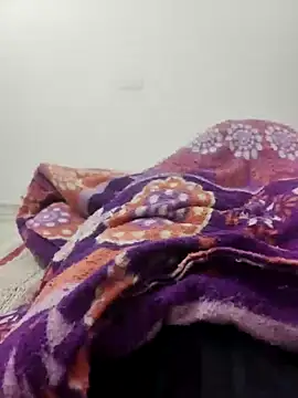 xmanrawan2 online show from 02/04/25, 05:12