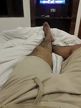 xmanrawan2 online show from 02/24/25, 11:10