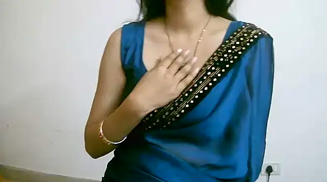 Snapshot of kajal__bhabhi_ chatting on 02/01/25, 12:58 kajal bhabhi online show from 02/01/25, 12:58