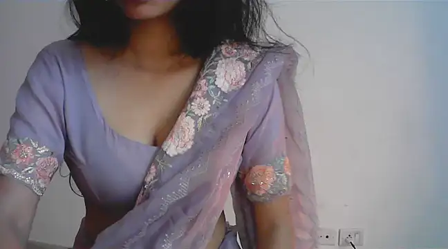 Snapshot of kajal__bhabhi_ chatting on 02/11/25, 09:03 kajal bhabhi online show from 02/11/25, 09:03
