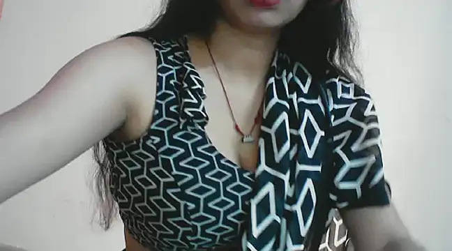 Snapshot of kajal__bhabhi_ chatting on 02/13/25, 02:20 kajal bhabhi online show from 02/13/25, 02:20
