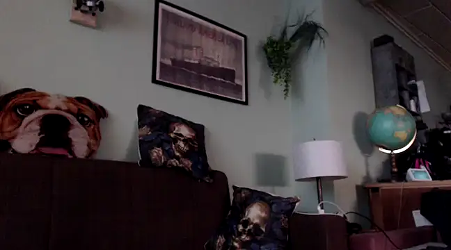 Astrid-Gilbert online show from 03/02/25, 09:42