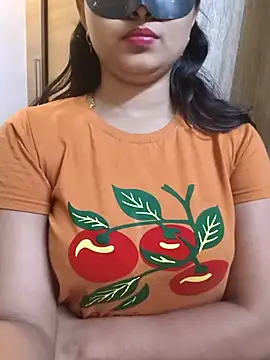 Snapshot of mahi69a chatting on 04/05/26, 06:05 mahi69a online show from 04/05/26, 06:05