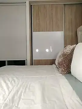 Snapshot of sofiaxox chatting on 01/25/25, 04:23 sofiaxox online show from 01/25/25, 04:23