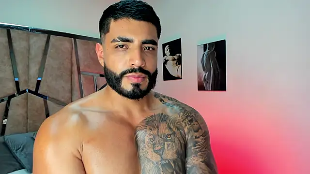 Snapshot of LeandroRusso chatting on 02/21/25, 10:37 LeandroRusso online show from 02/21/25, 10:37