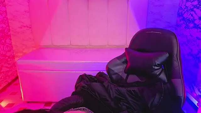 Hela v online show from 03/25/26, 12:55