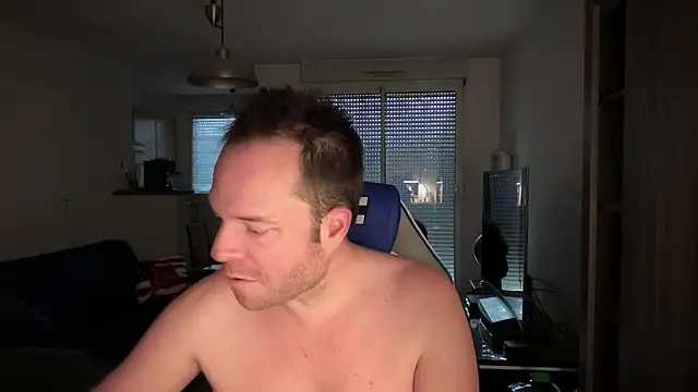 Funnyjul31 online show from 02/13/25, 04:07