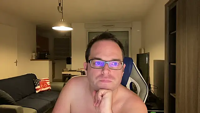 Funnyjul31 online show from 02/14/25, 07:12