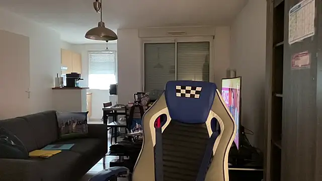 Funnyjul31 online show from 03/18/25, 05:31