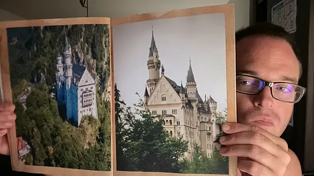 Funnyjul31 online show from 10/29/25, 07:48