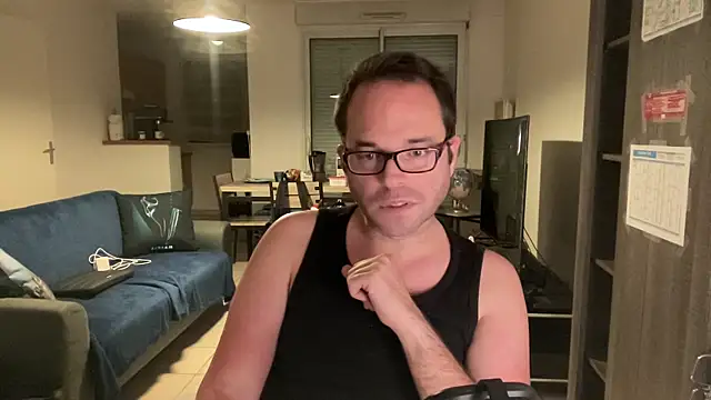 Funnyjul31 online show from 11/21/25, 07:23