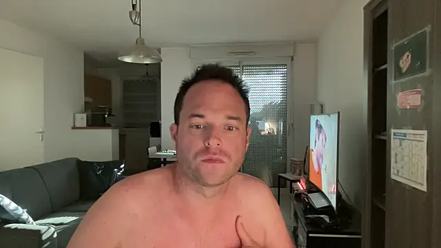 Funnyjul31 online show from 04/15/26, 05:31