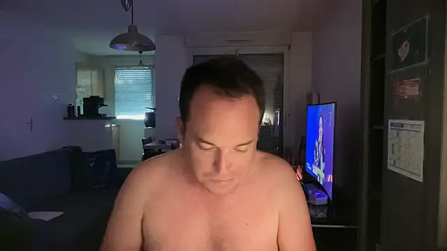 Funnyjul31 online show from 04/23/26, 05:26