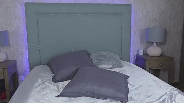 MillaBlis online show from 01/30/25, 03:40