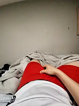 Snapshot of ElCastigador09 chatting on 02/26/25, 04:56 ElCastigador09 online show from 02/26/25, 04:56