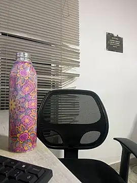 my cam online show from 02/15/25, 11:14