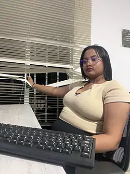 my cam online show from 03/20/25, 12:40