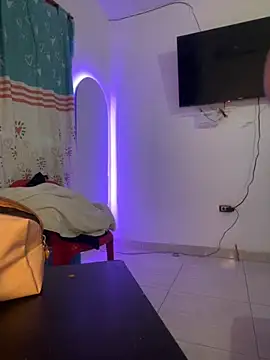 my cam online show from 11/21/25, 08:51