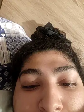 naina78910 online show from 09/25/25, 12:53