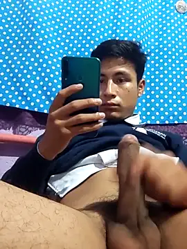 EduardoEspinoza12 online show from 10/06/25, 07:55