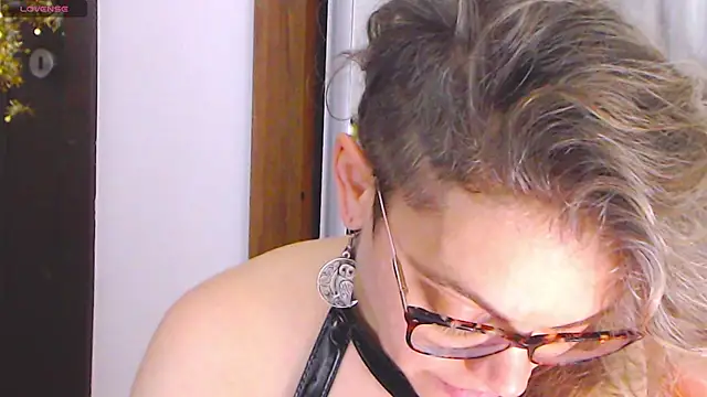 Ju-Hot online show from 02/13/25, 07:21