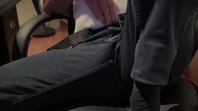 vincent1522 online show from 02/12/25, 06:19