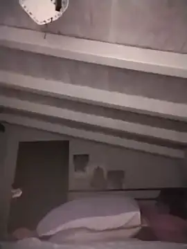 Snapshot of divinaerotica chatting on 03/09/25, 05:17 divinaerotica online show from 03/09/25, 05:17