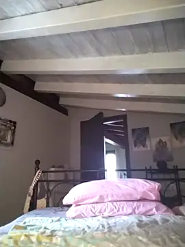 divinaerotica online show from 04/14/26, 04:02