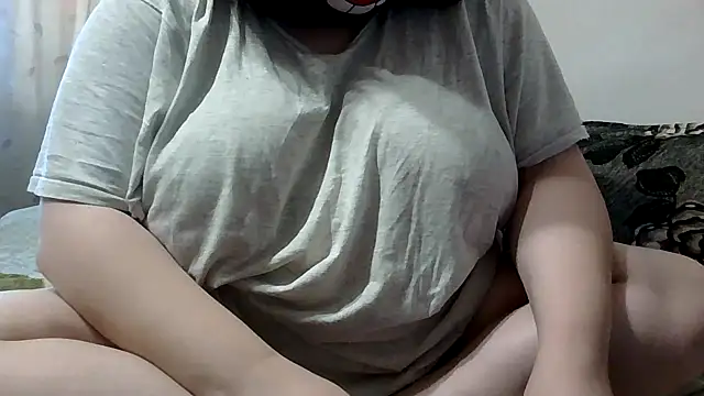 Snapshot of ChubbyCharm chatting on 03/08/25, 12:20 ChubbyCharm online show from 03/08/25, 12:20