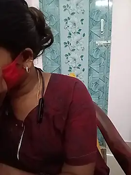 Snapshot of Tamil_roja17 chatting on 06/22/26, 05:04 Tamil roja17 online show from 06/22/26, 05:04