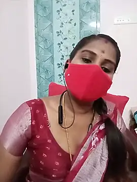 Snapshot of Tamil_roja17 chatting on 07/05/26, 10:55 Tamil roja17 online show from 07/05/26, 10:55