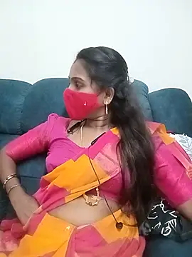 Snapshot of Tamil_roja17 chatting on 07/31/26, 05:07 Tamil roja17 online show from 07/31/26, 05:07
