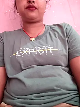 Snapshot of Soniya_cut chatting on 02/28/25, 10:52 Soniya cut online show from 02/28/25, 10:52