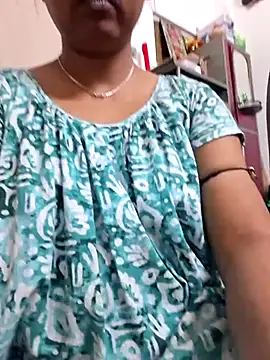 Cute Jiyaa online show from 01/14/26, 11:42