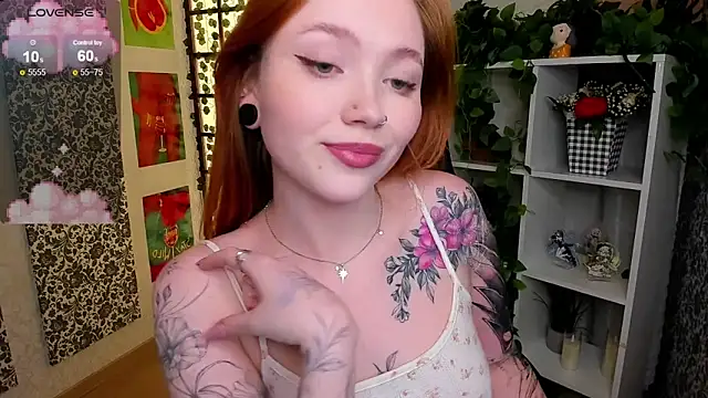 Maya Light online show from 03/05/25, 08:32