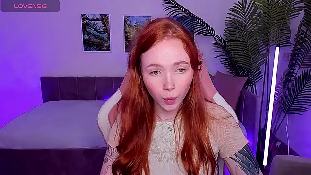 Maya Light online show from 09/16/25, 08:48