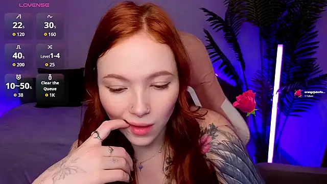 Maya Light online show from 03/13/26, 02:07